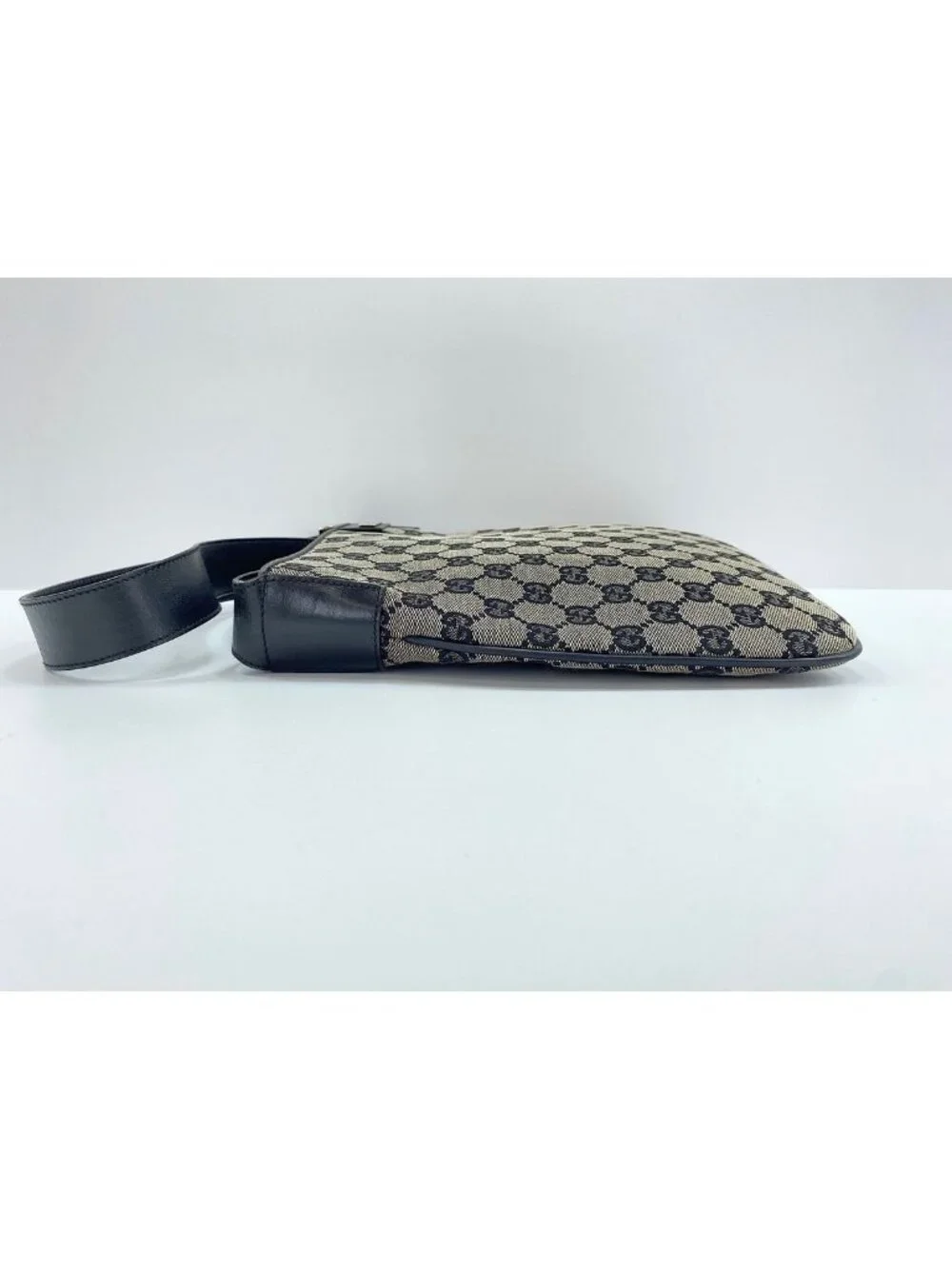 Gucci Shoulder Bag GG Canvas